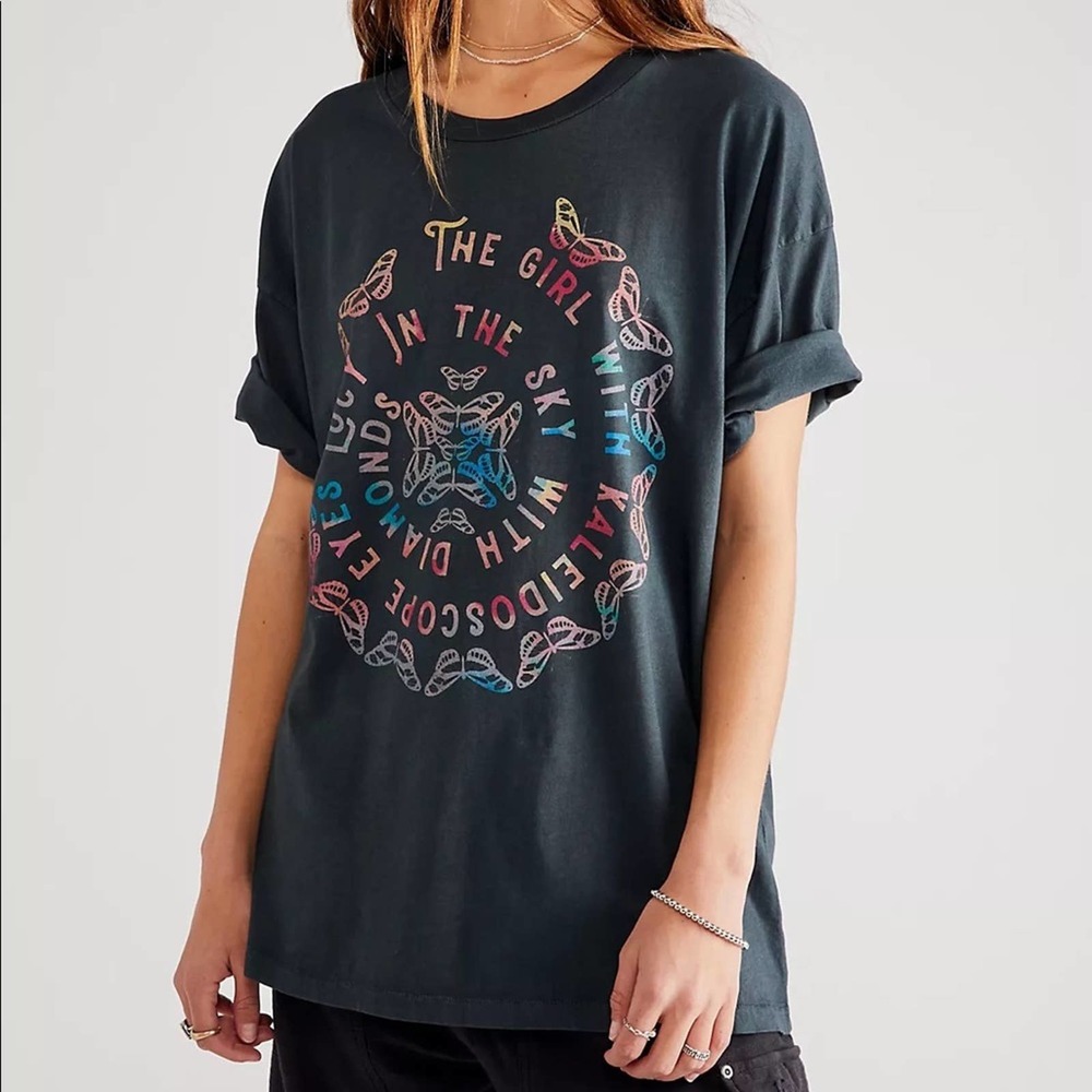 NEW Free People x Daydreamer The Girl With The Kaleidoscope Merch Tee - Picture 12 of 13